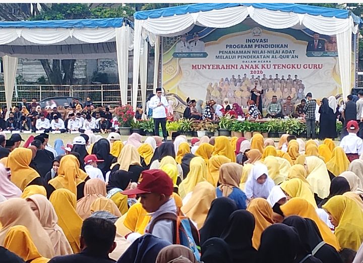 INOVASI PENDIDIKAN ACEH – TANAMKAN NILAI ADAT DENGAN PENDEKATAN AL-QUR’AN DALAM ACARA "MENYERAHKAN ANAK KU TENGKU GURU" 2026